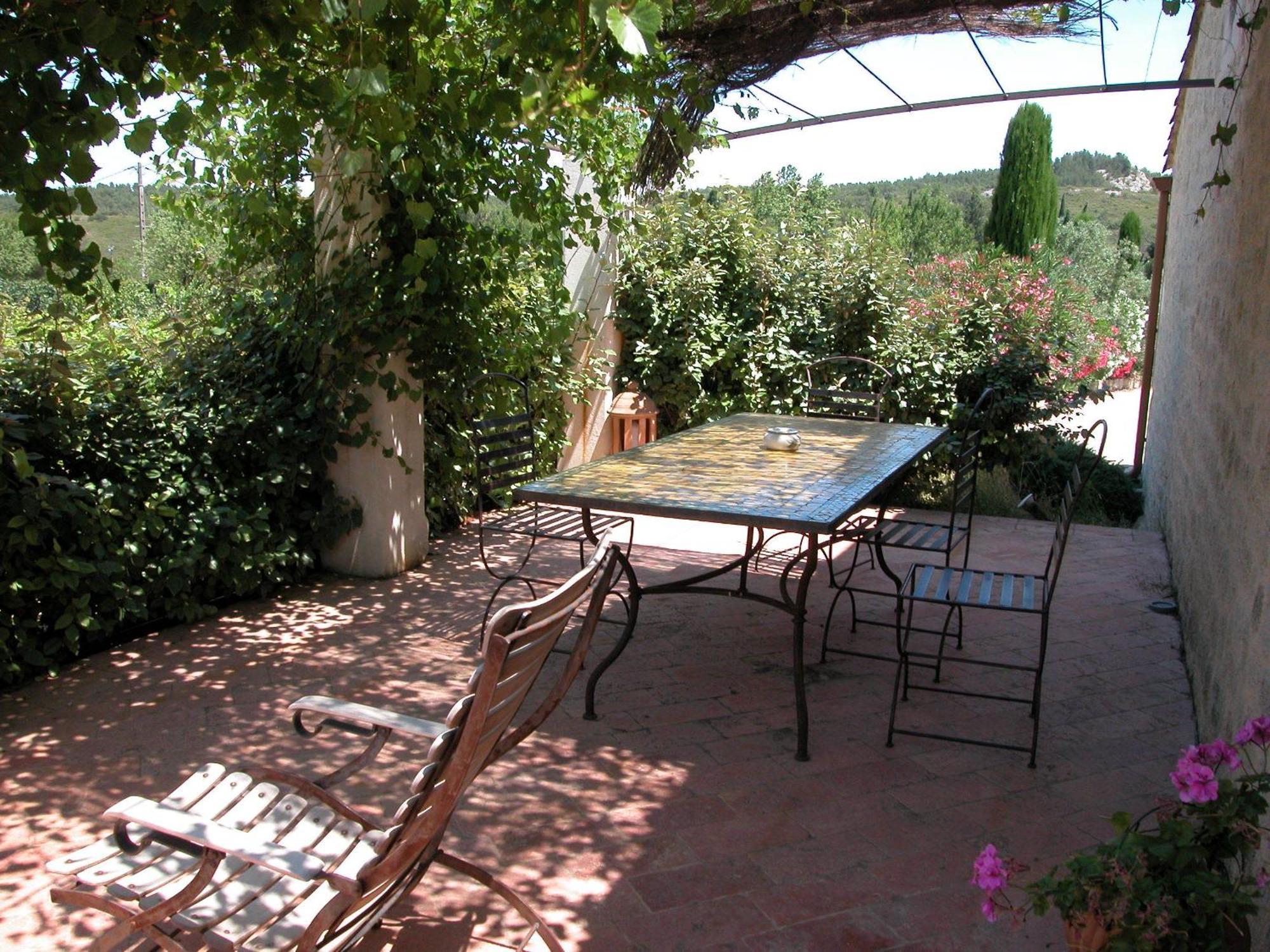 Bed and Breakfast Le Mazet De La Dame Barbentane Exterior foto